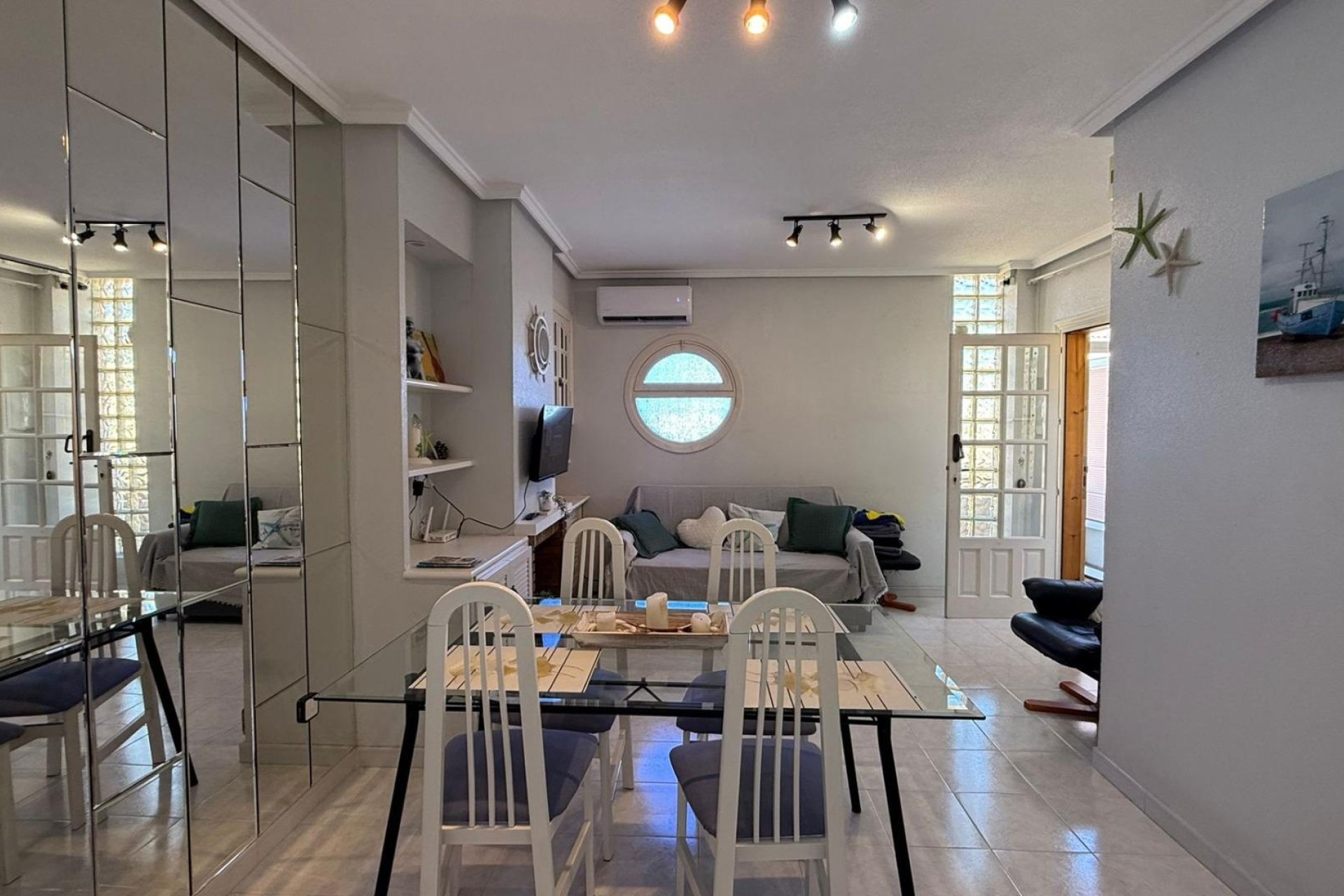 Herverkoop - Appartement / Flat -
Torrevieja - Punta Prima