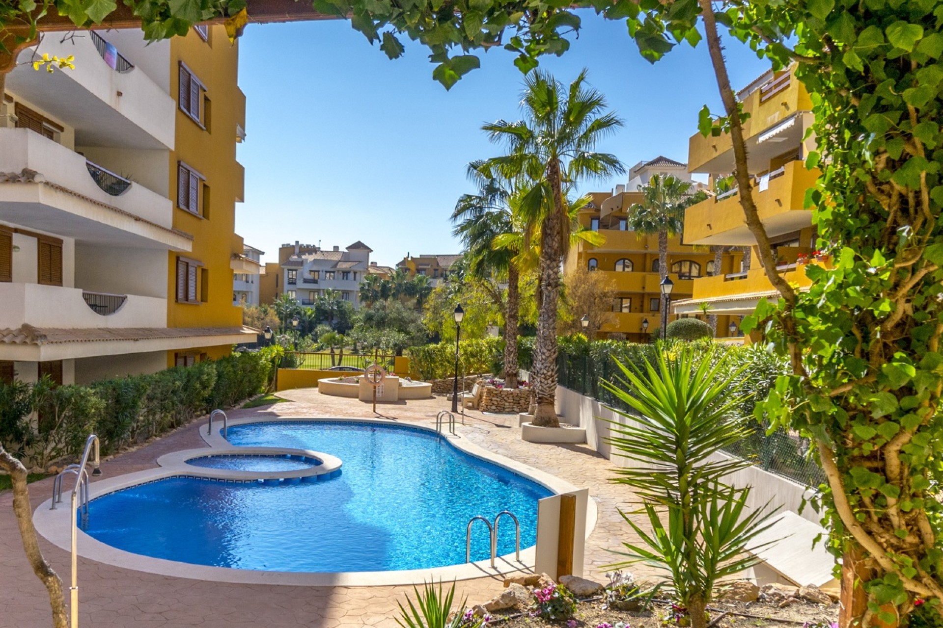 Herverkoop - Appartement / Flat -
Torrevieja - Punta Prima