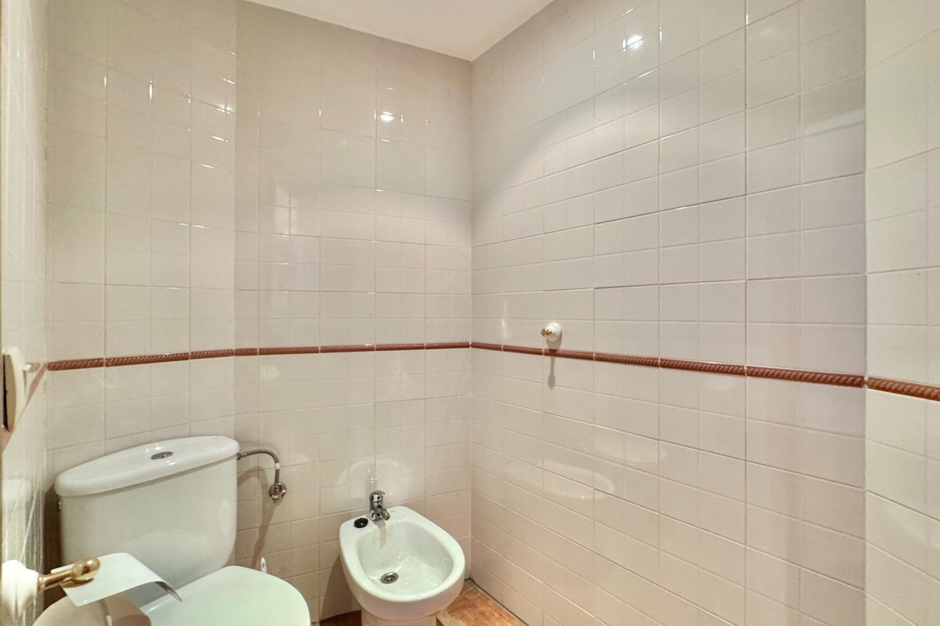 Herverkoop - Appartement / Flat -
Torrevieja - Punta Prima