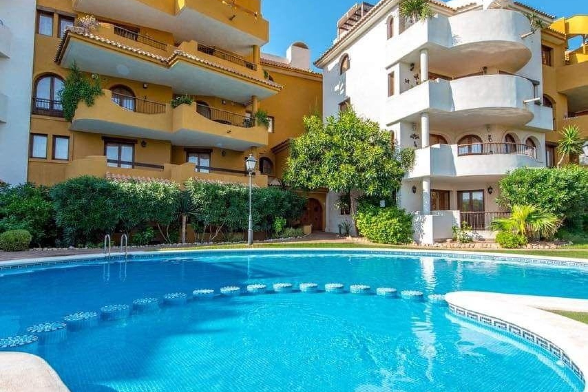 Herverkoop - Appartement / Flat -
Torrevieja - Punta Prima