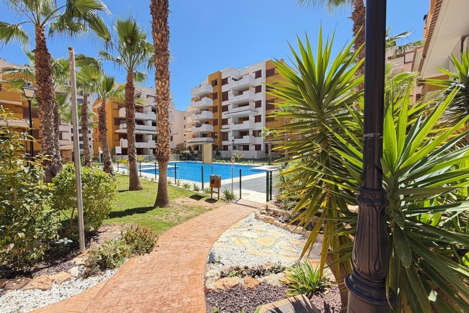 Herverkoop - Appartement / Flat -
Torrevieja - Punta Prima