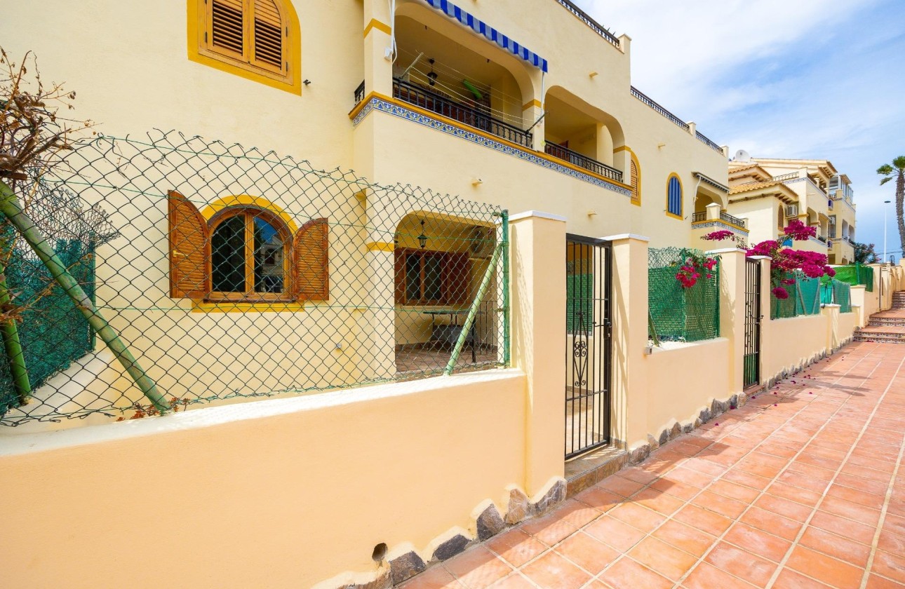 Herverkoop - Appartement / Flat -
Torrevieja - Torre la mata