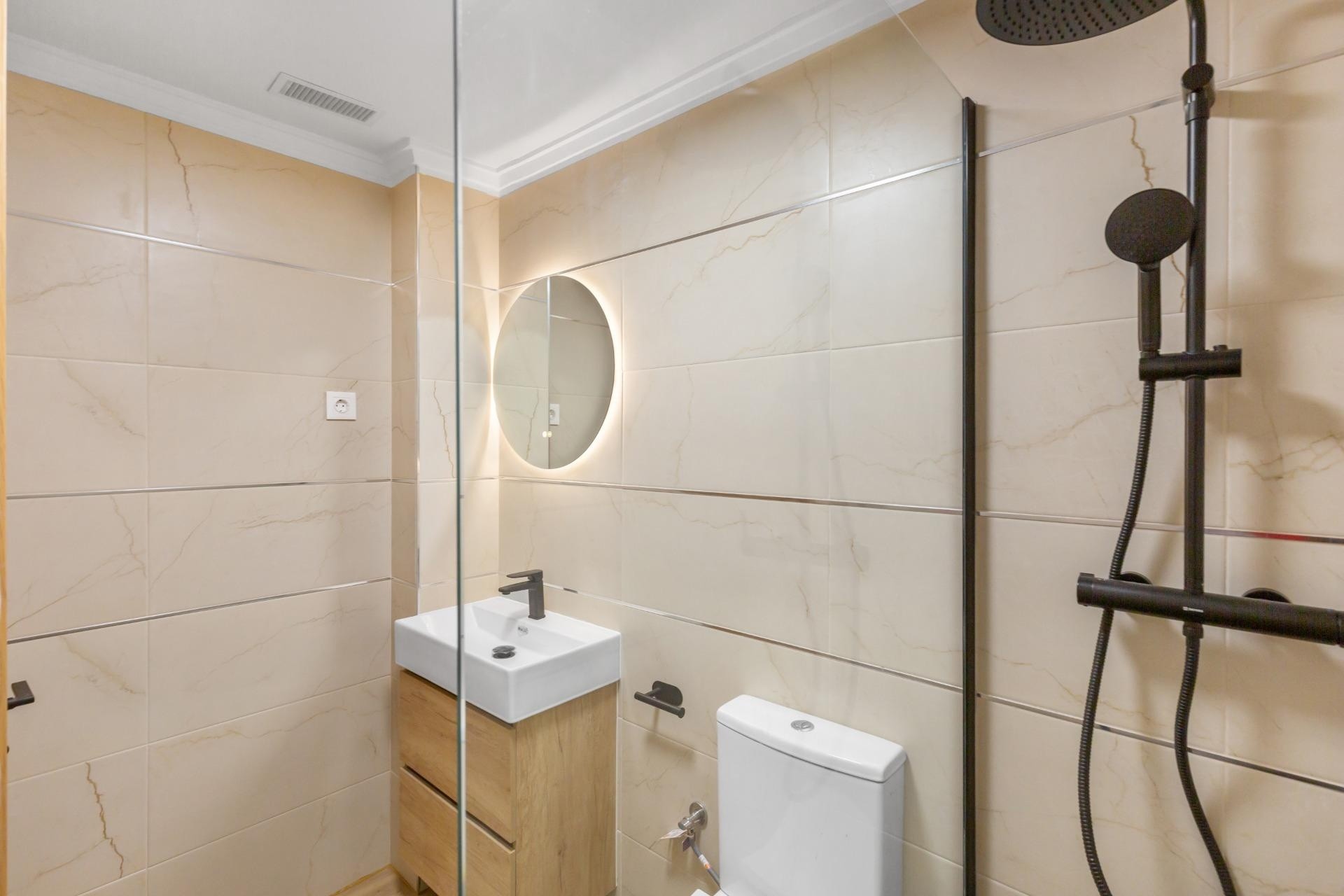 Herverkoop - Appartement / Flat -
Torrevieja - Torreblanca