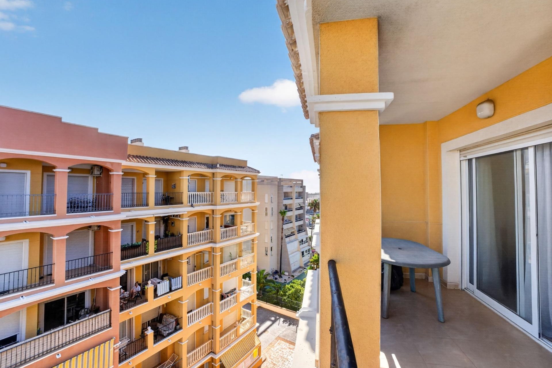 Herverkoop - Appartement / Flat -
Torrevieja - Torreblanca