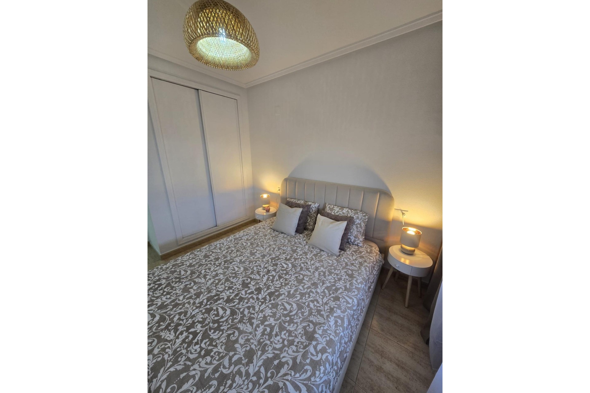 Herverkoop - Appartement / Flat -
Torrevieja - Torreblanca