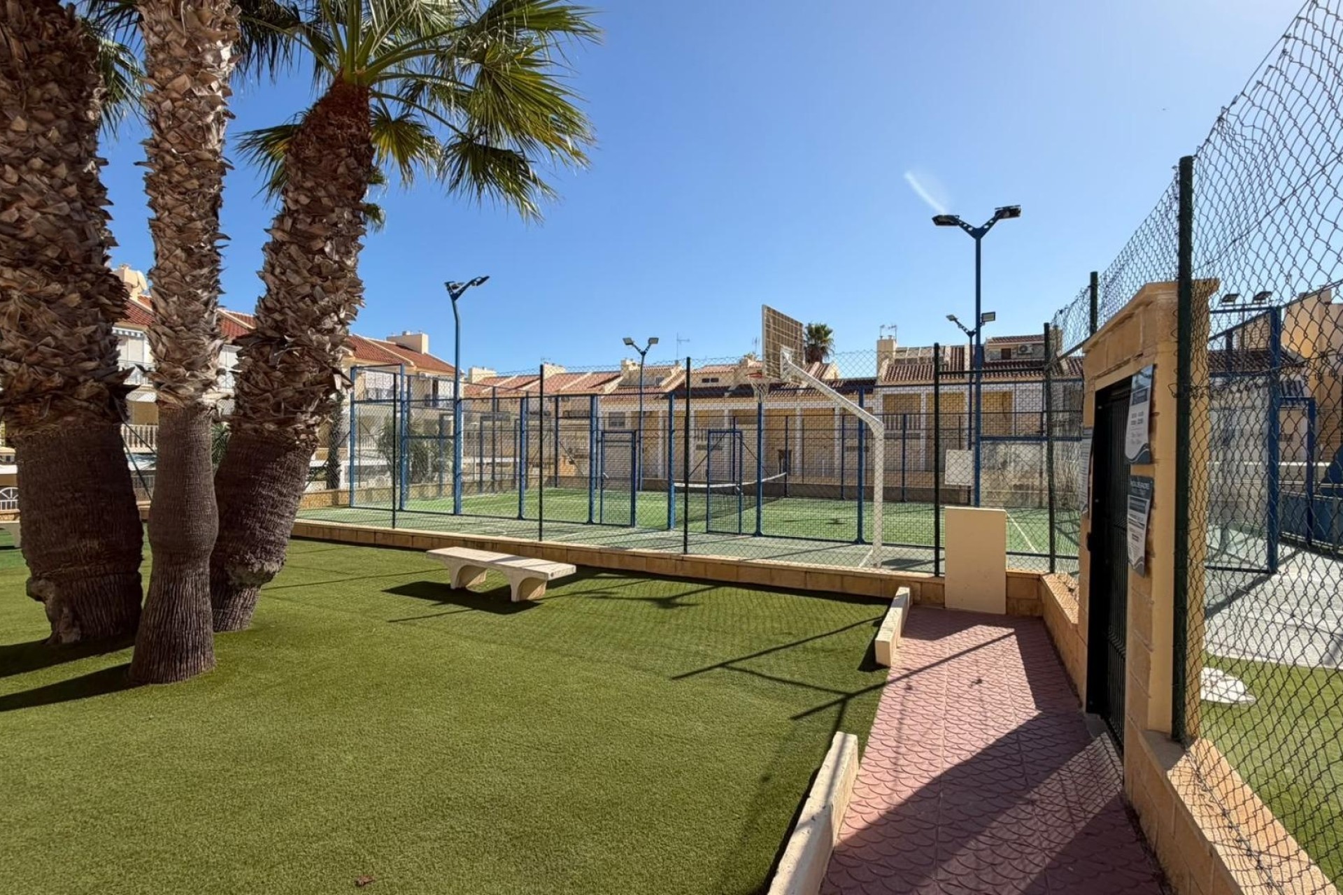 Herverkoop - Appartement / Flat -
Torrevieja - Torreblanca