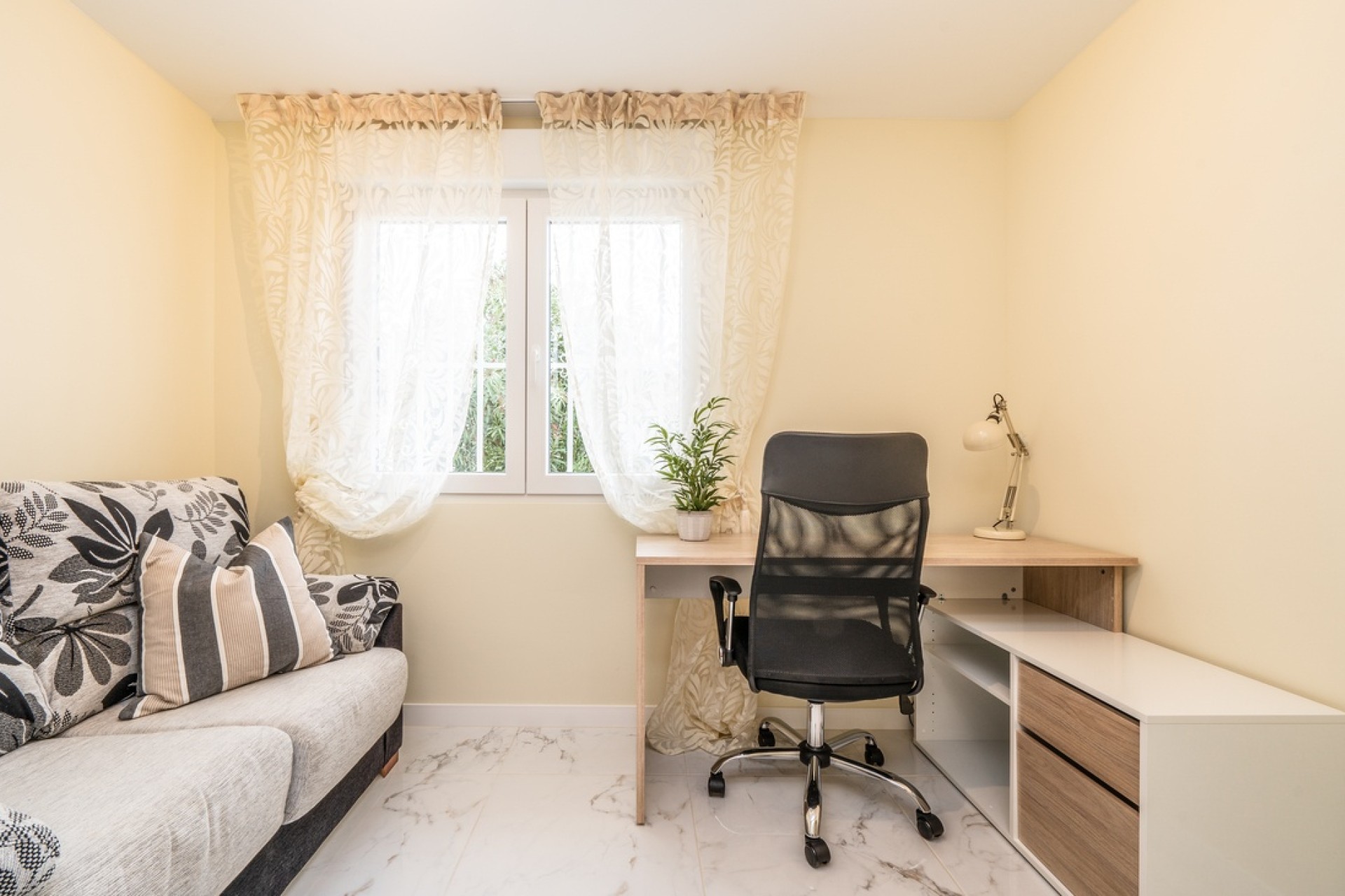 Herverkoop - Appartement / Flat -
Torrevieja - Torreta