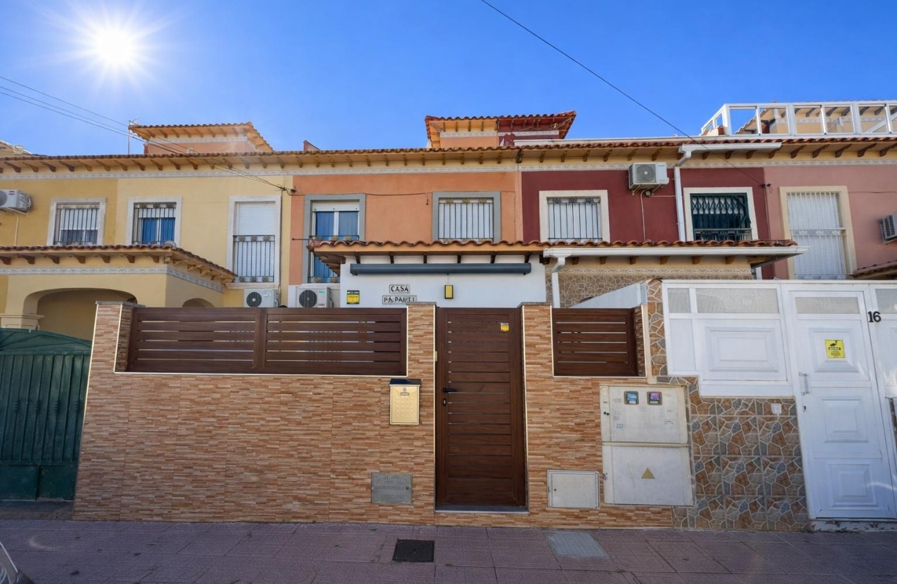 Herverkoop - Appartement / Flat -
Torrevieja - Torretas