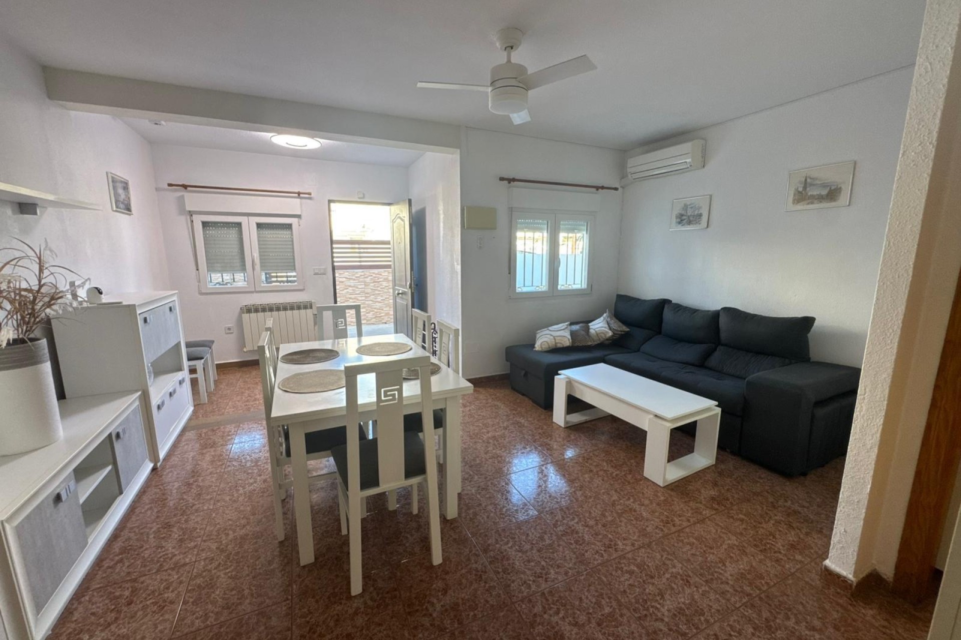 Herverkoop - Appartement / Flat -
Torrevieja - Torretas