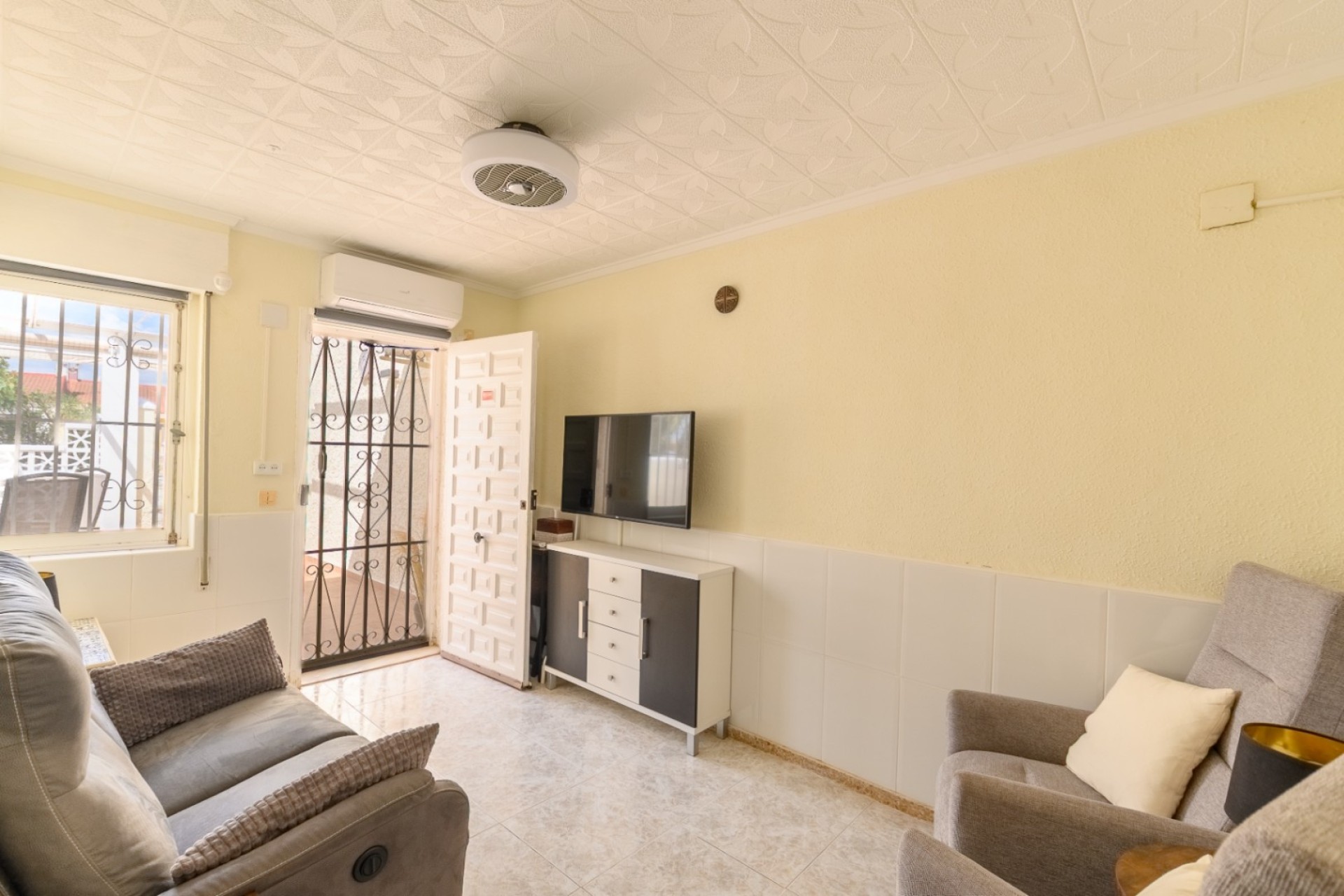 Herverkoop - Appartement / Flat -
Torrevieja - Torretas