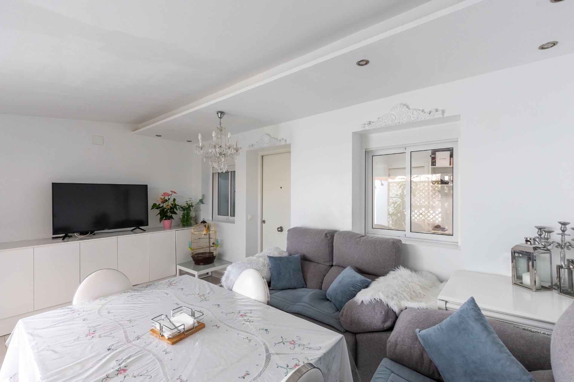 Herverkoop - Appartement / Flat -
Torrevieja - Torretas