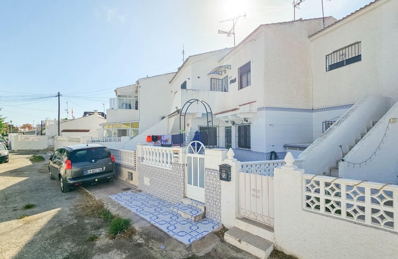Herverkoop - Appartement / Flat -
Torrevieja - Torretas