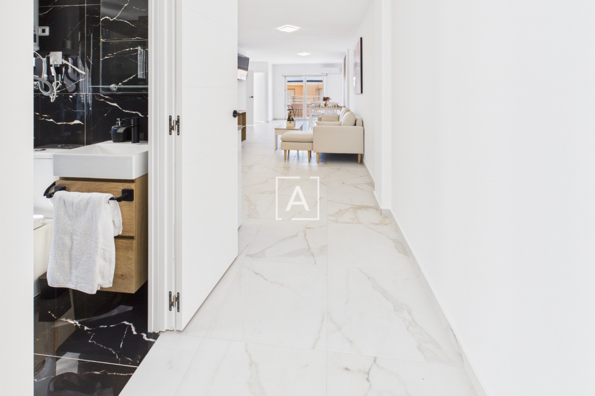 Herverkoop - Appartement / Flat -
Torrevieja - Torrevieja Centro