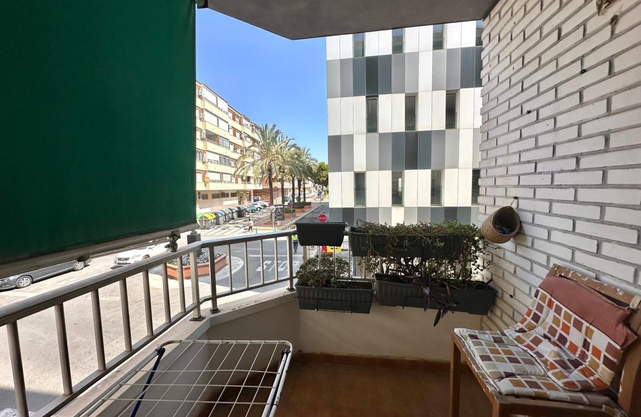 Herverkoop - Appartement / Flat -
Torrevieja - torrevieja