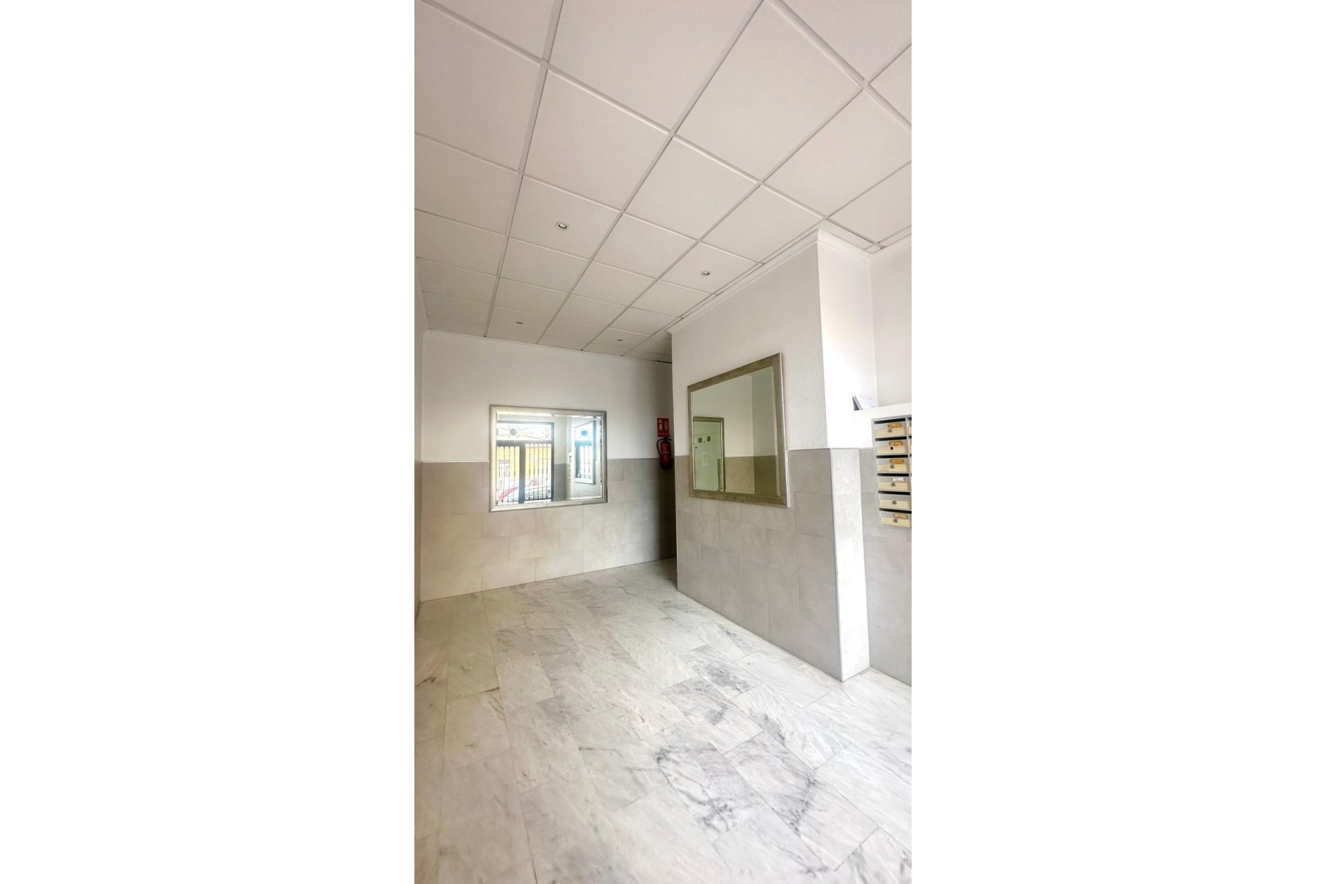 Herverkoop - Appartement / Flat -
Torrevieja - torrevieja