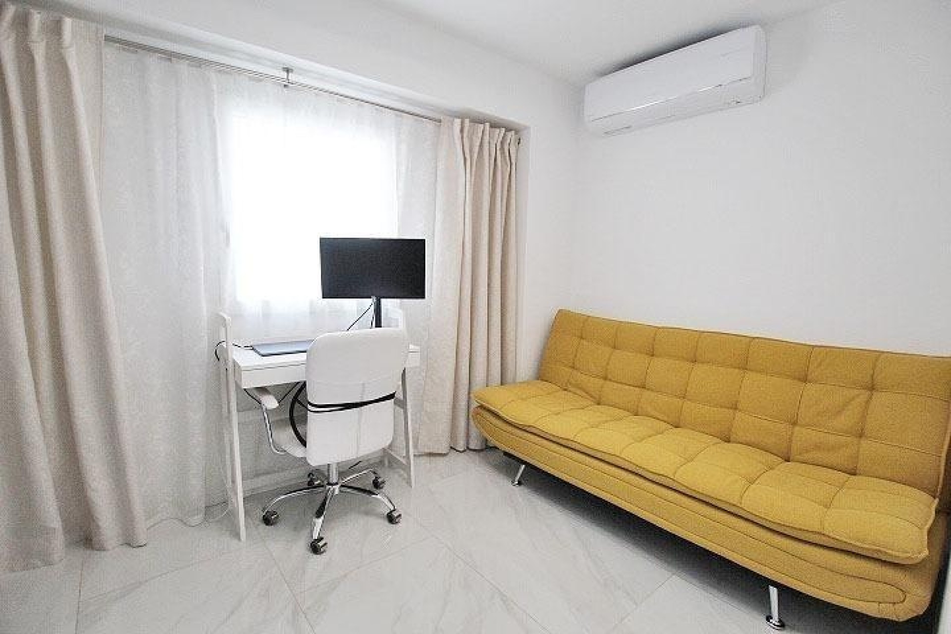 Herverkoop - Appartement / Flat -
Torrevieja - torrevieja