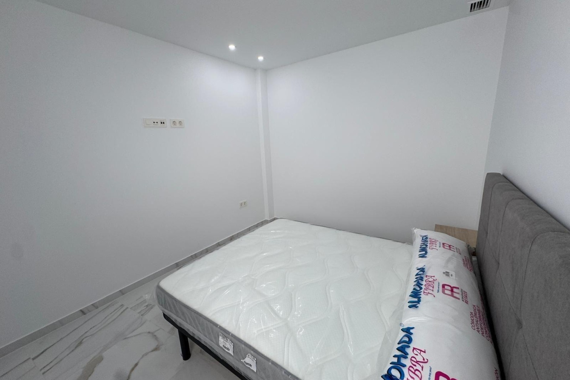 Herverkoop - Appartement / Flat -
Torrevieja - torrevieja