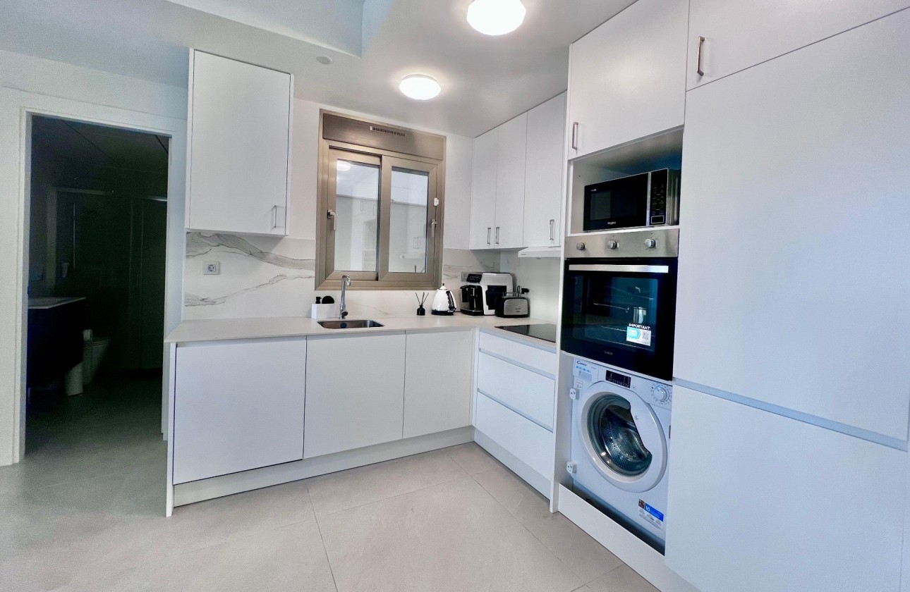 Herverkoop - Appartement / Flat -
Torrevieja - torrevieja