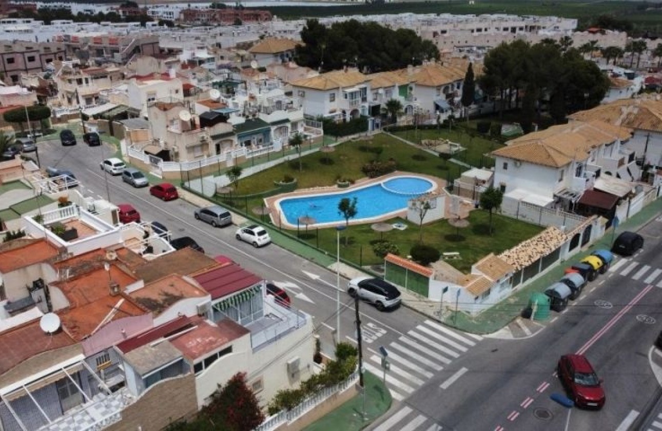 Herverkoop - Appartement / Flat -
Torrevieja