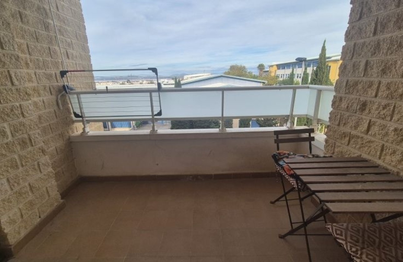 Herverkoop - Appartement / Flat -
Torrevieja