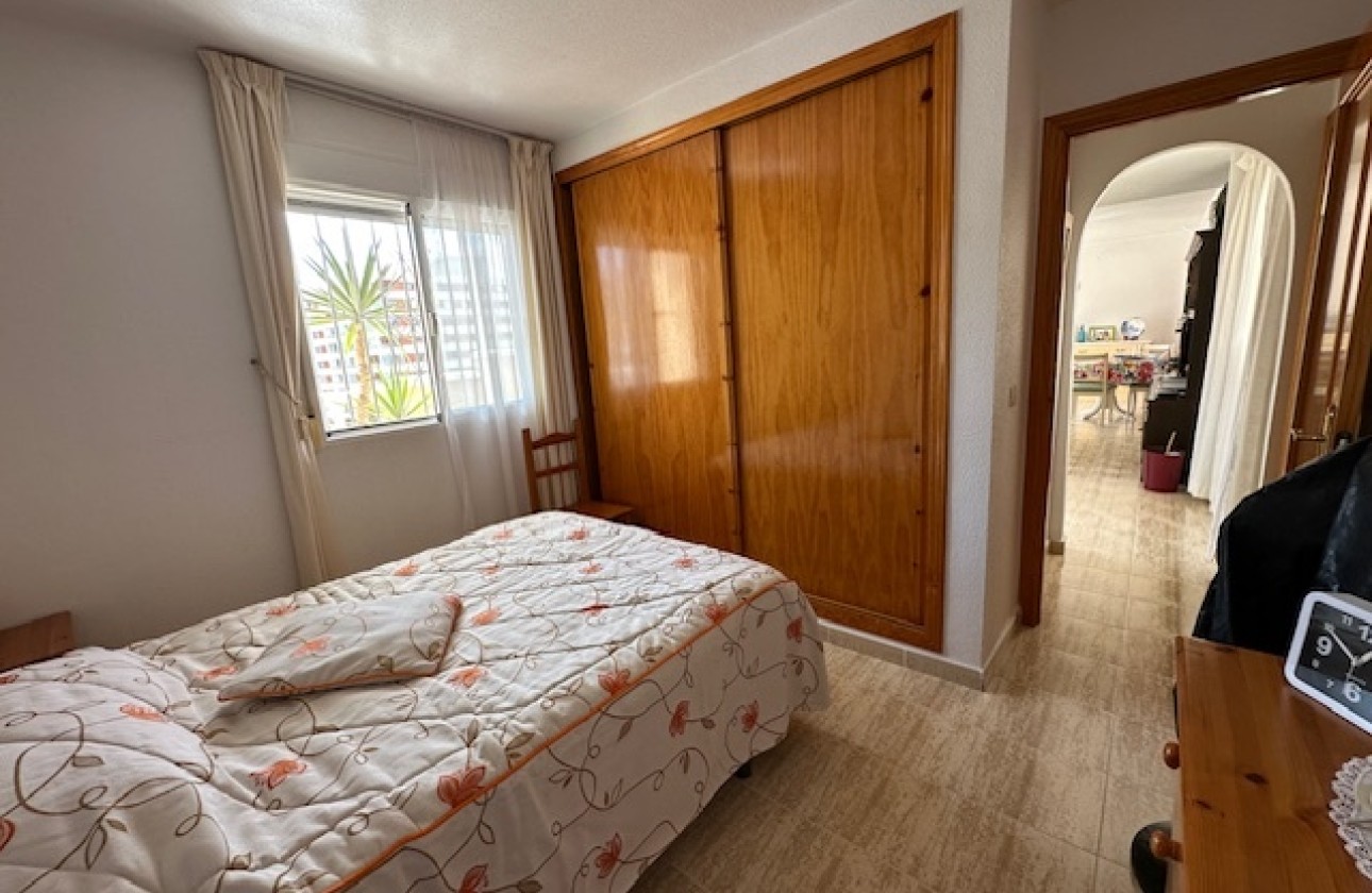 Herverkoop - Appartement / Flat -
Torrevieja