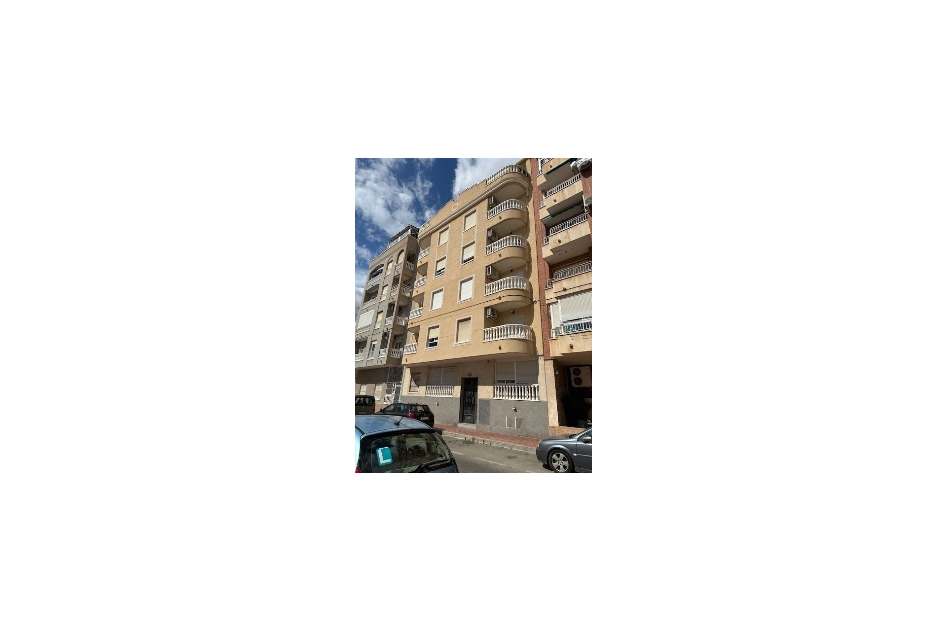Herverkoop - Appartement / Flat -
Torrevieja