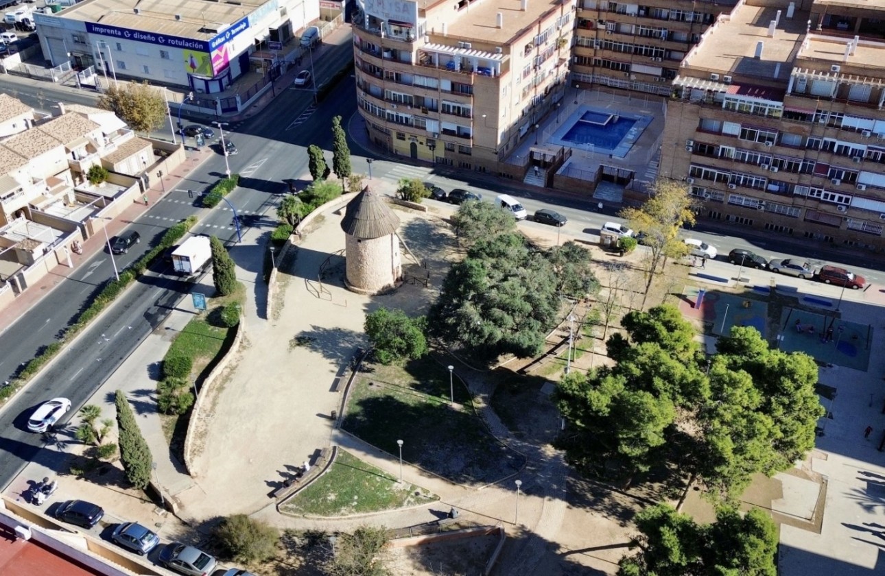 Herverkoop - Appartement / Flat -
Torrevieja