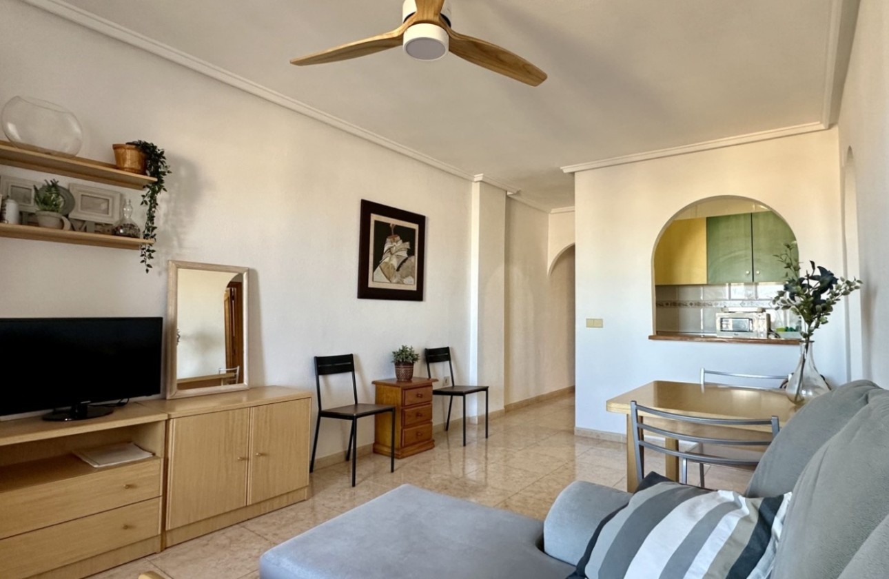Herverkoop - Appartement / Flat -
Torrevieja