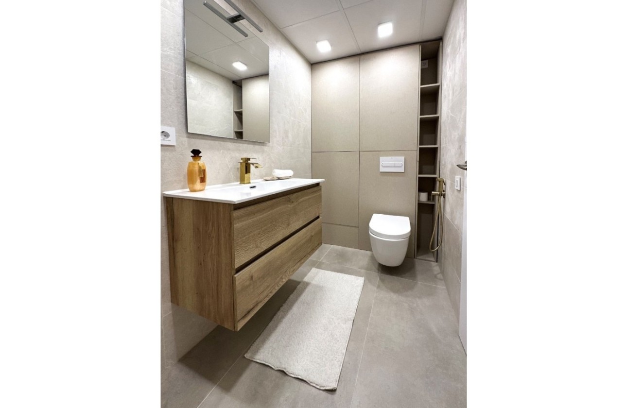 Herverkoop - Appartement / Flat -
Torrevieja