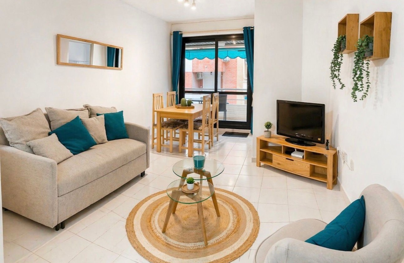 Herverkoop - Appartement / Flat -
Torrevieja