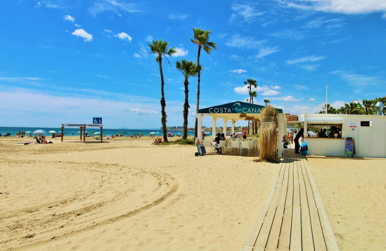 Herverkoop - Appartement / Flat -
Torrevieja