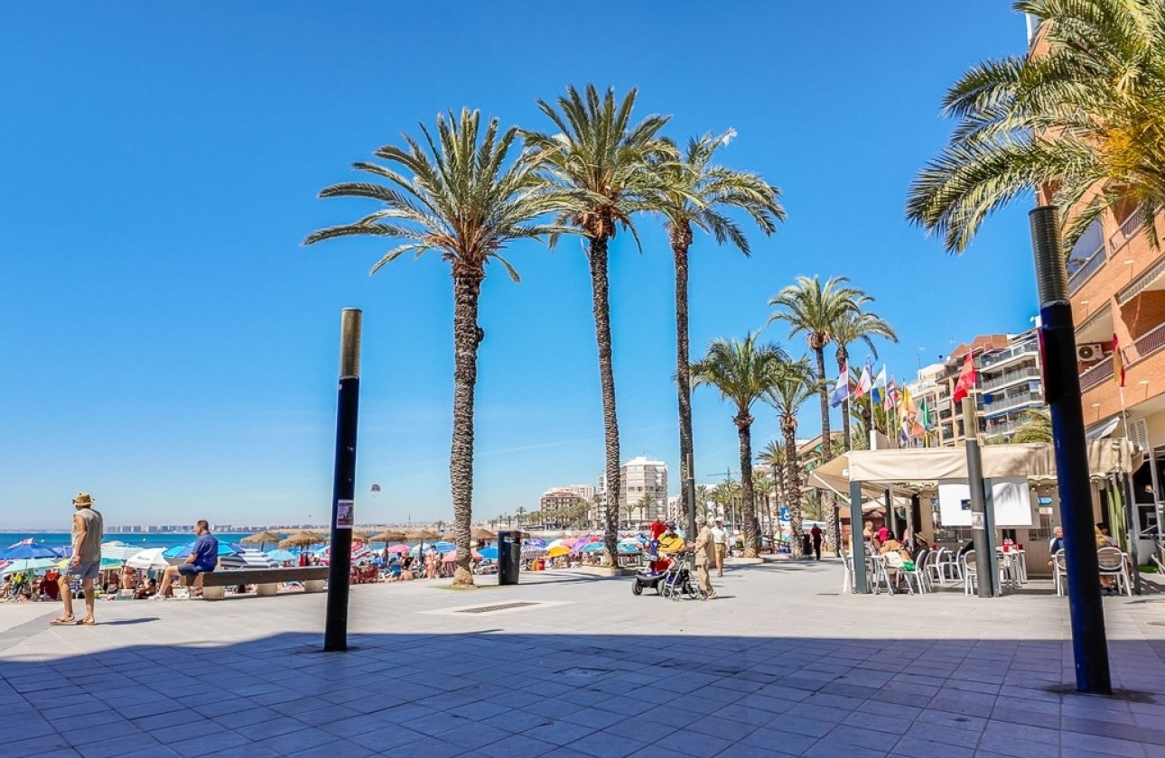 Herverkoop - Appartement / Flat -
Torrevieja