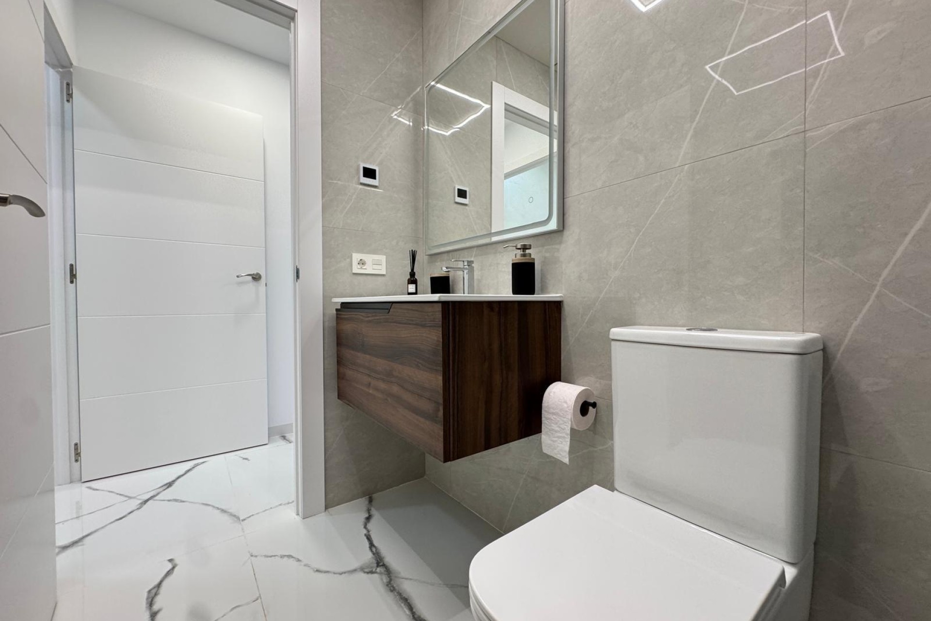 Herverkoop - Appartement / Flat -
Torrevieja