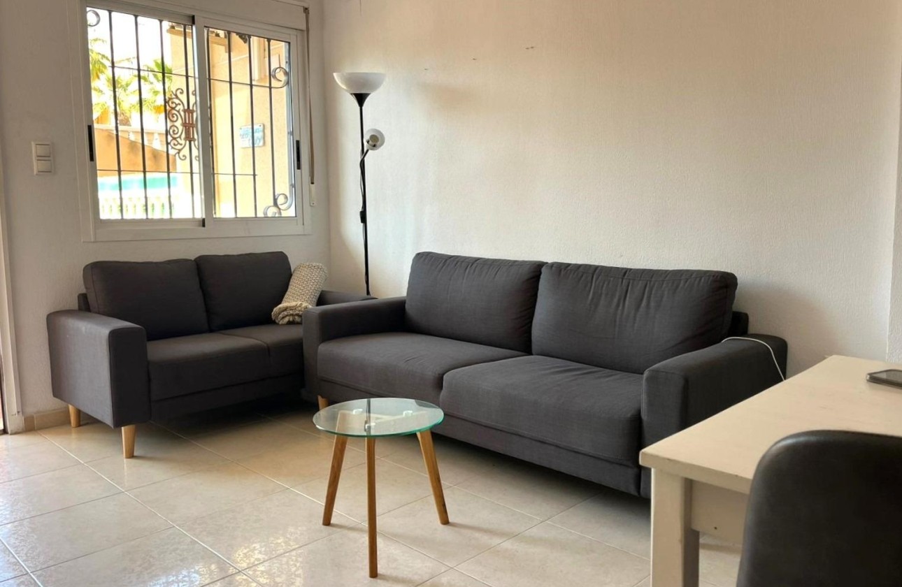 Herverkoop - Appartement / Flat -
Torrevieja