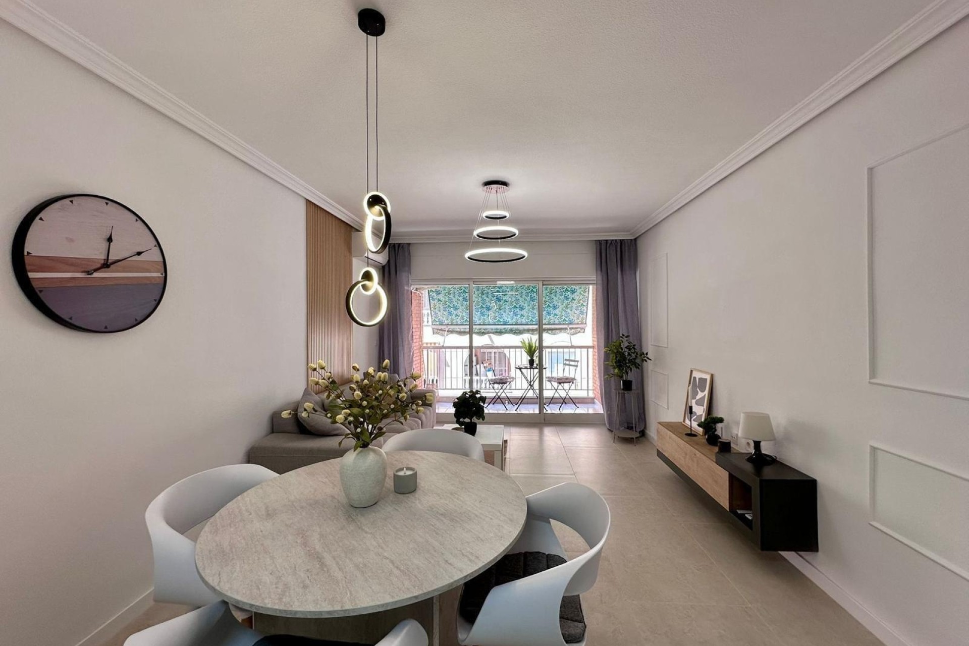 Herverkoop - Appartement / Flat -
Torrevieja