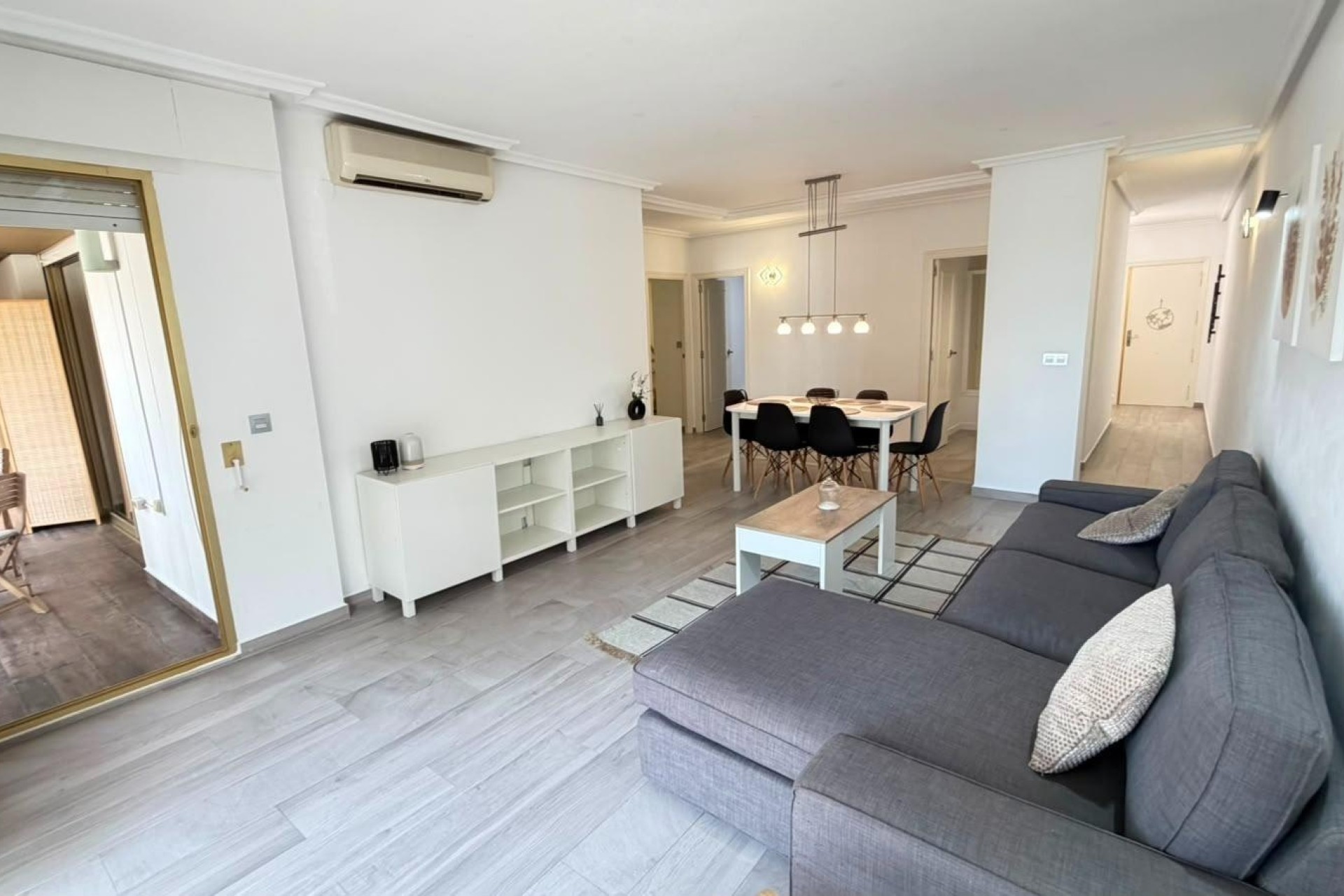 Herverkoop - Appartement / Flat -
Torrevieja