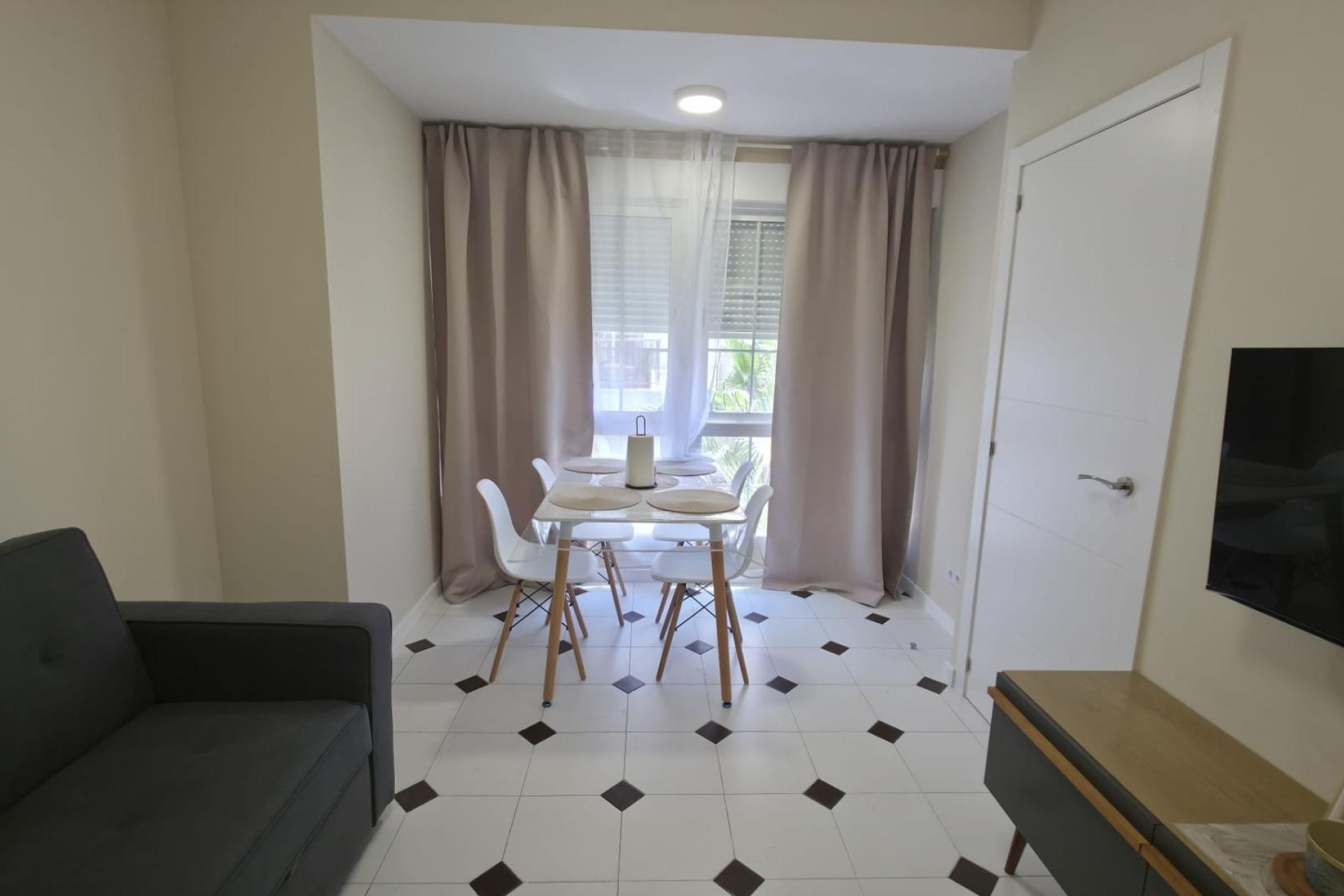 Herverkoop - Appartement / Flat -
Torrevieja