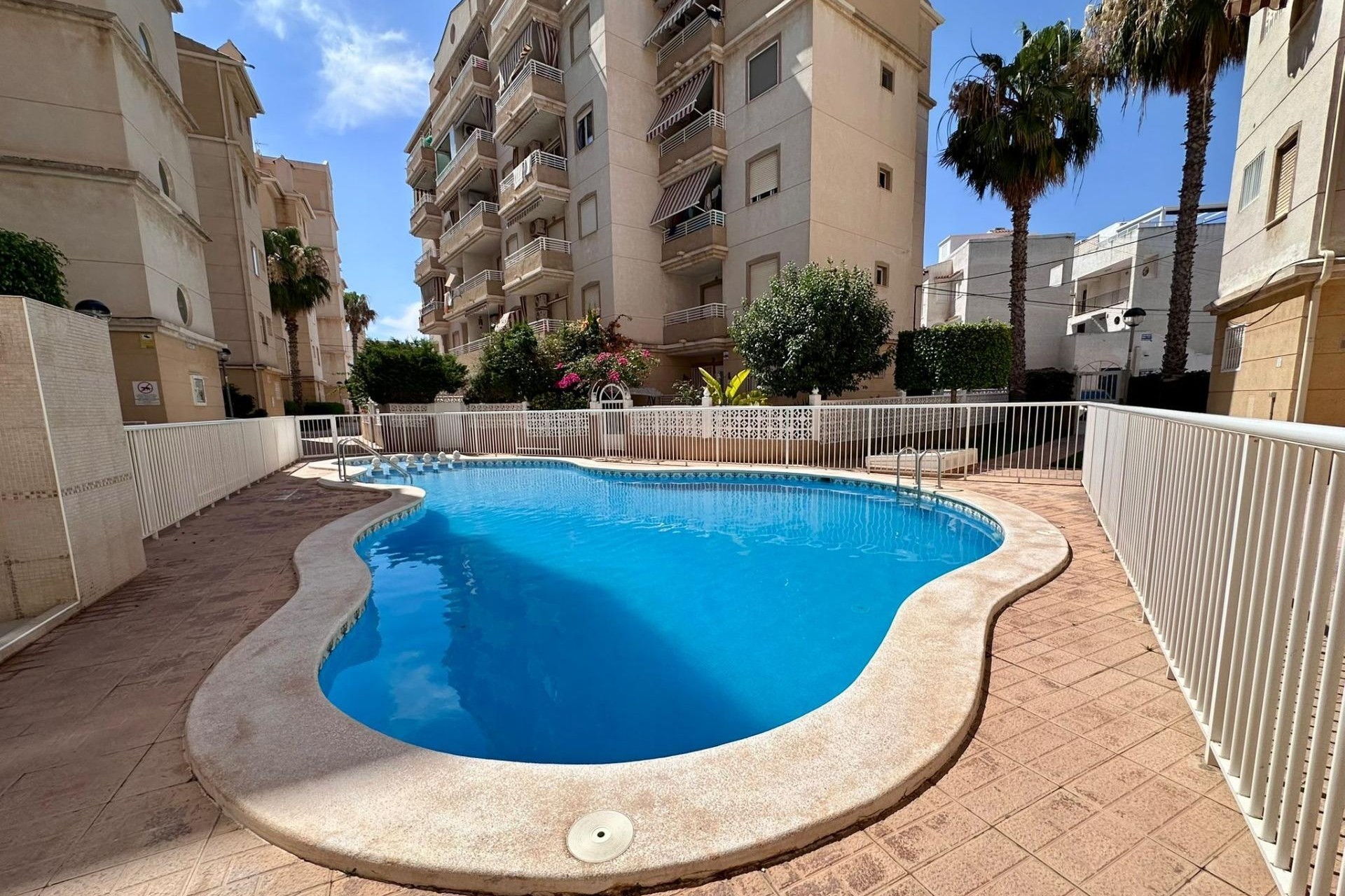 Herverkoop - Appartement / Flat -
Torrevieja