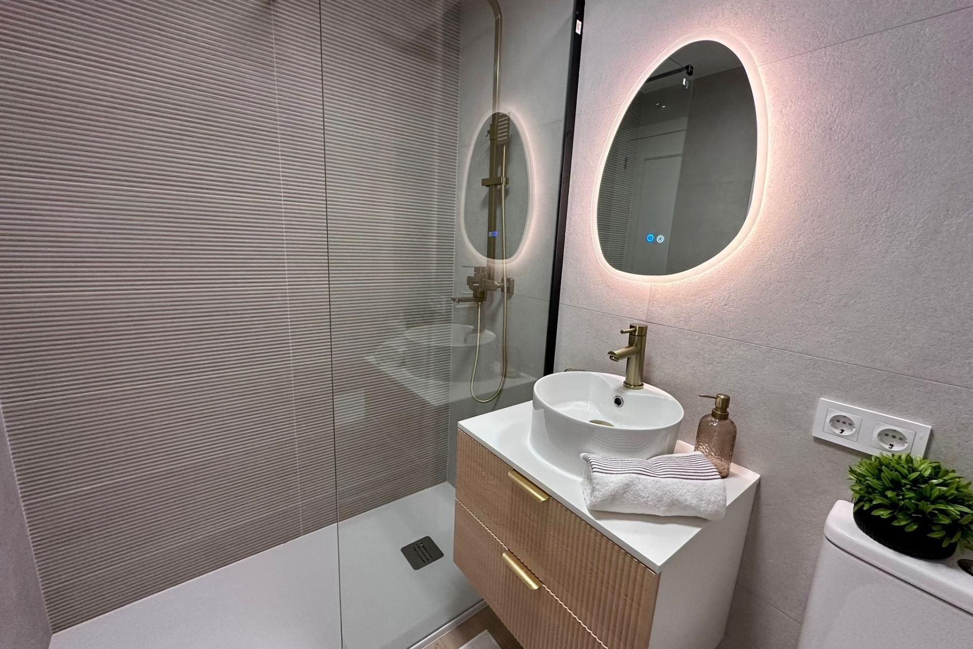 Herverkoop - Appartement / Flat -
Torrevieja