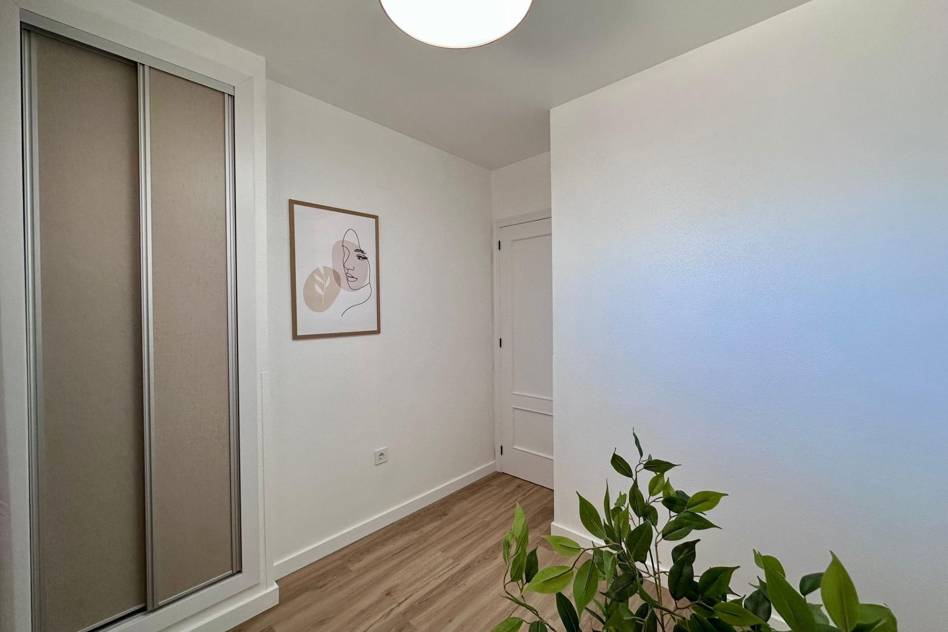 Herverkoop - Appartement / Flat -
Torrevieja