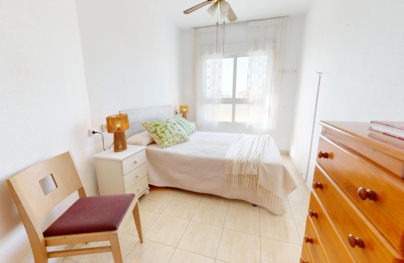 Herverkoop - Appartement / Flat -
Torrevieja