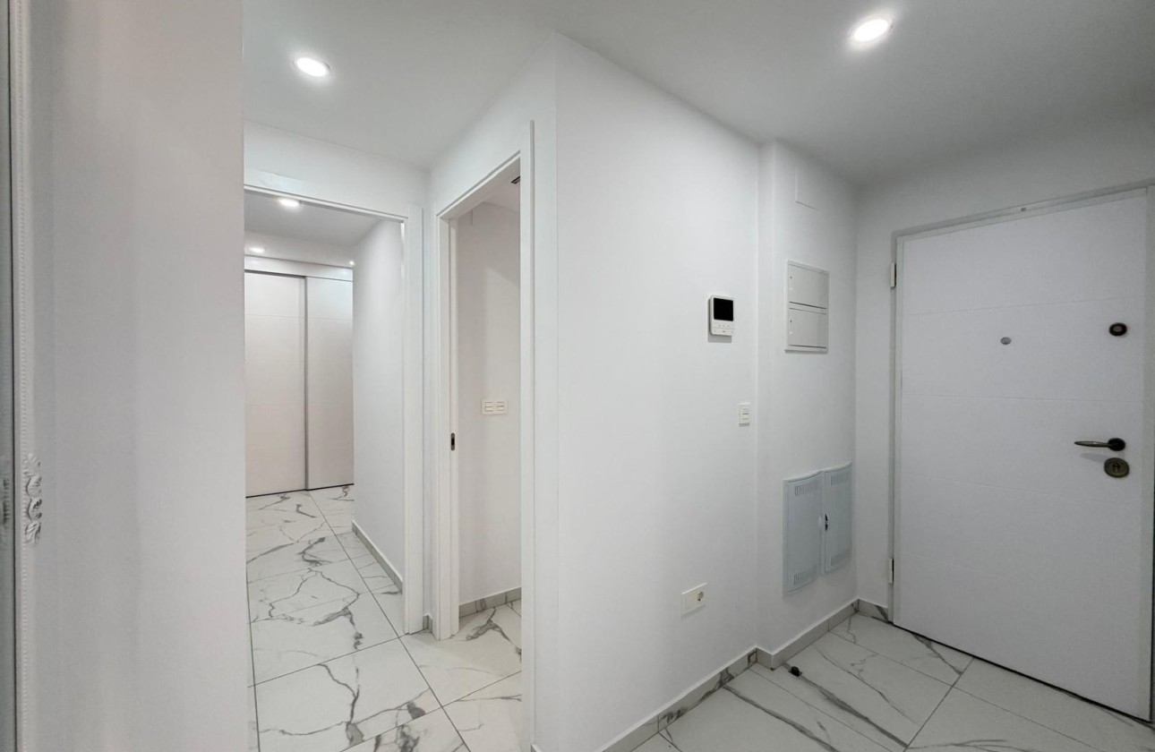 Herverkoop - Appartement / Flat -
Torrevieja
