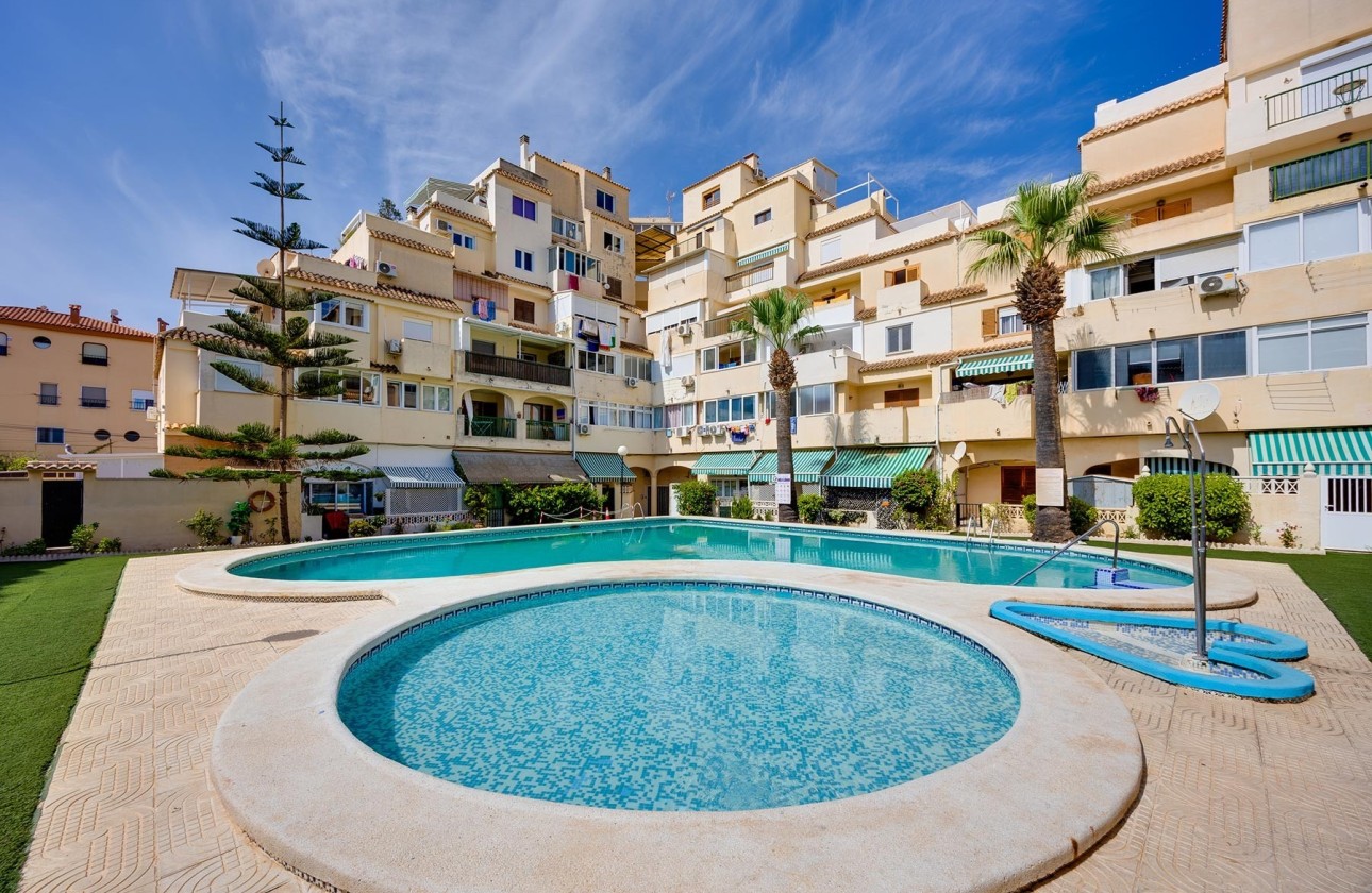 Herverkoop - Appartement / Flat -
Torrevieja