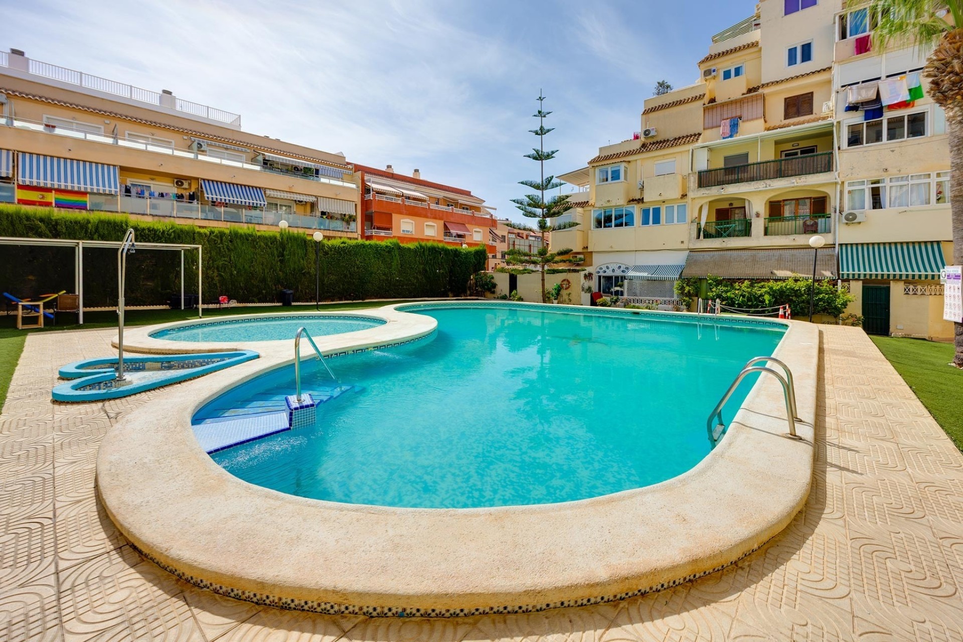Herverkoop - Appartement / Flat -
Torrevieja