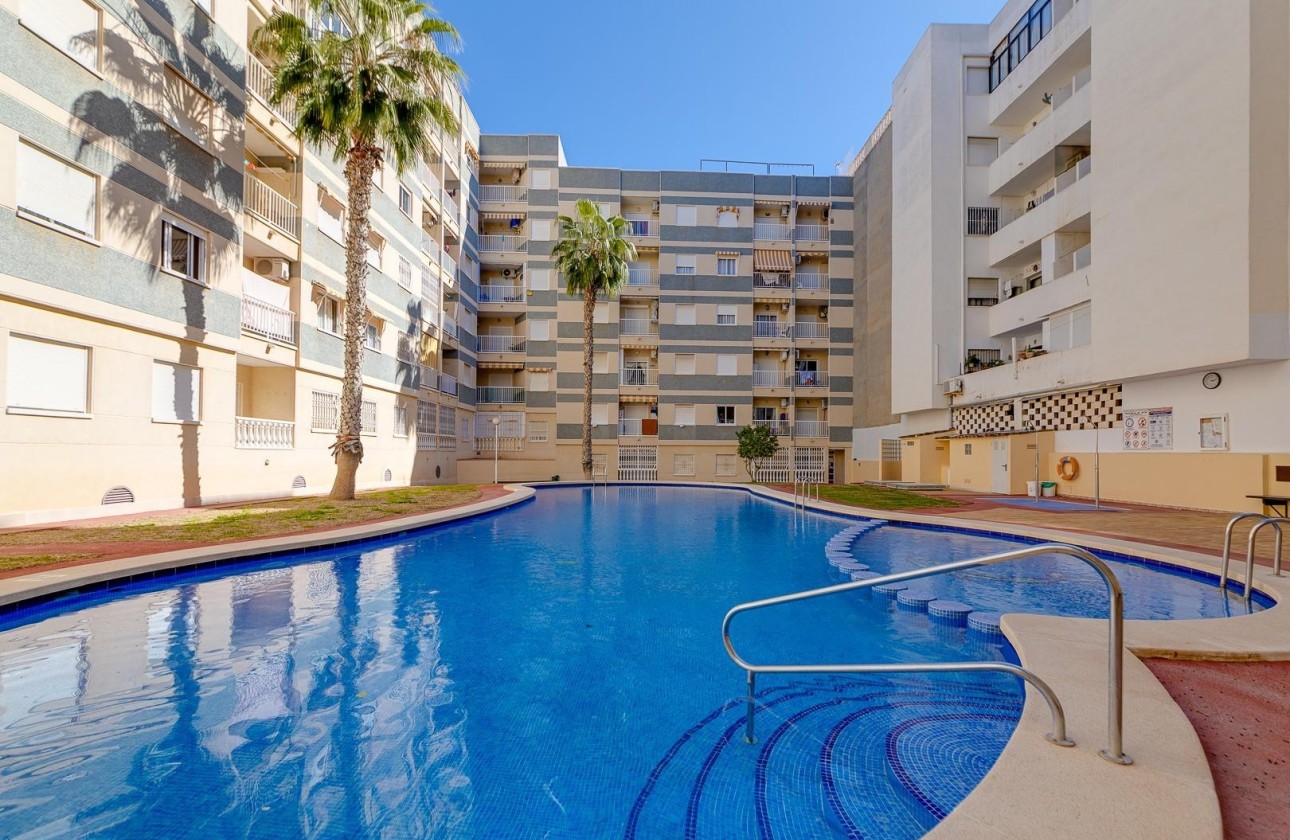 Herverkoop - Appartement / Flat -
Torrevieja
