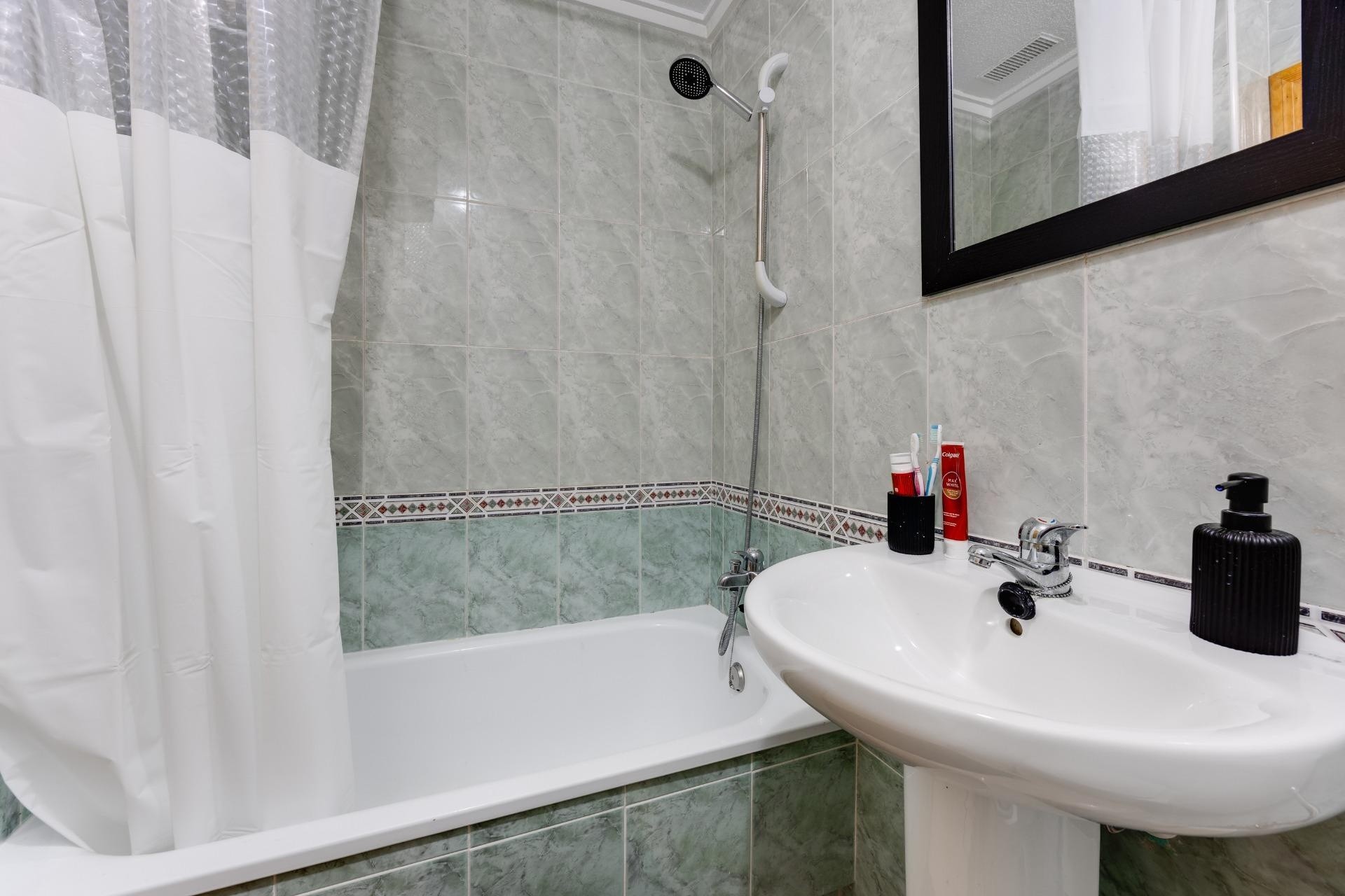 Herverkoop - Appartement / Flat -
Torrevieja