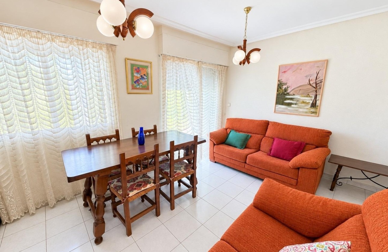 Herverkoop - Appartement / Flat -
Torrevieja
