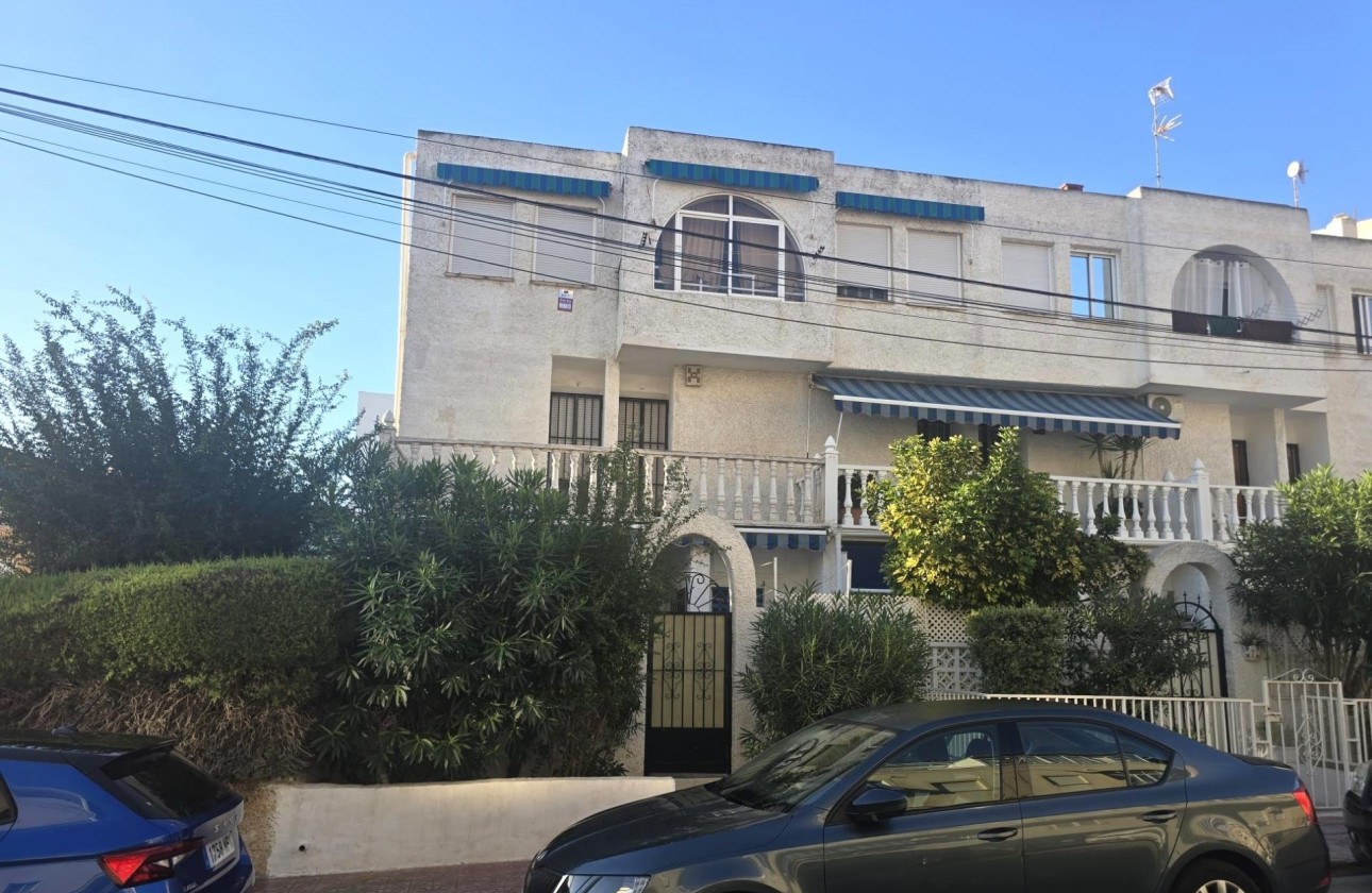 Herverkoop - Appartement / Flat -
Torrevieja