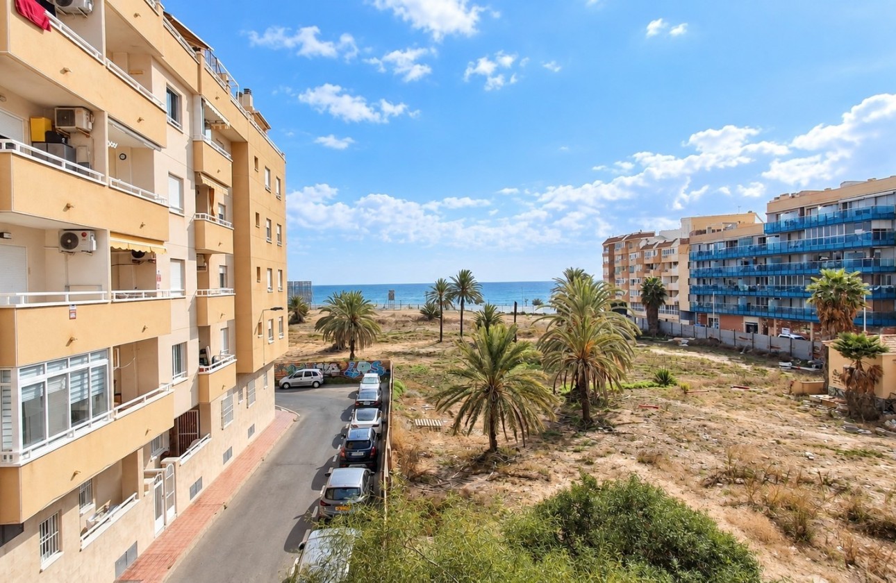 Herverkoop - Appartement / Flat -
Torrevieja