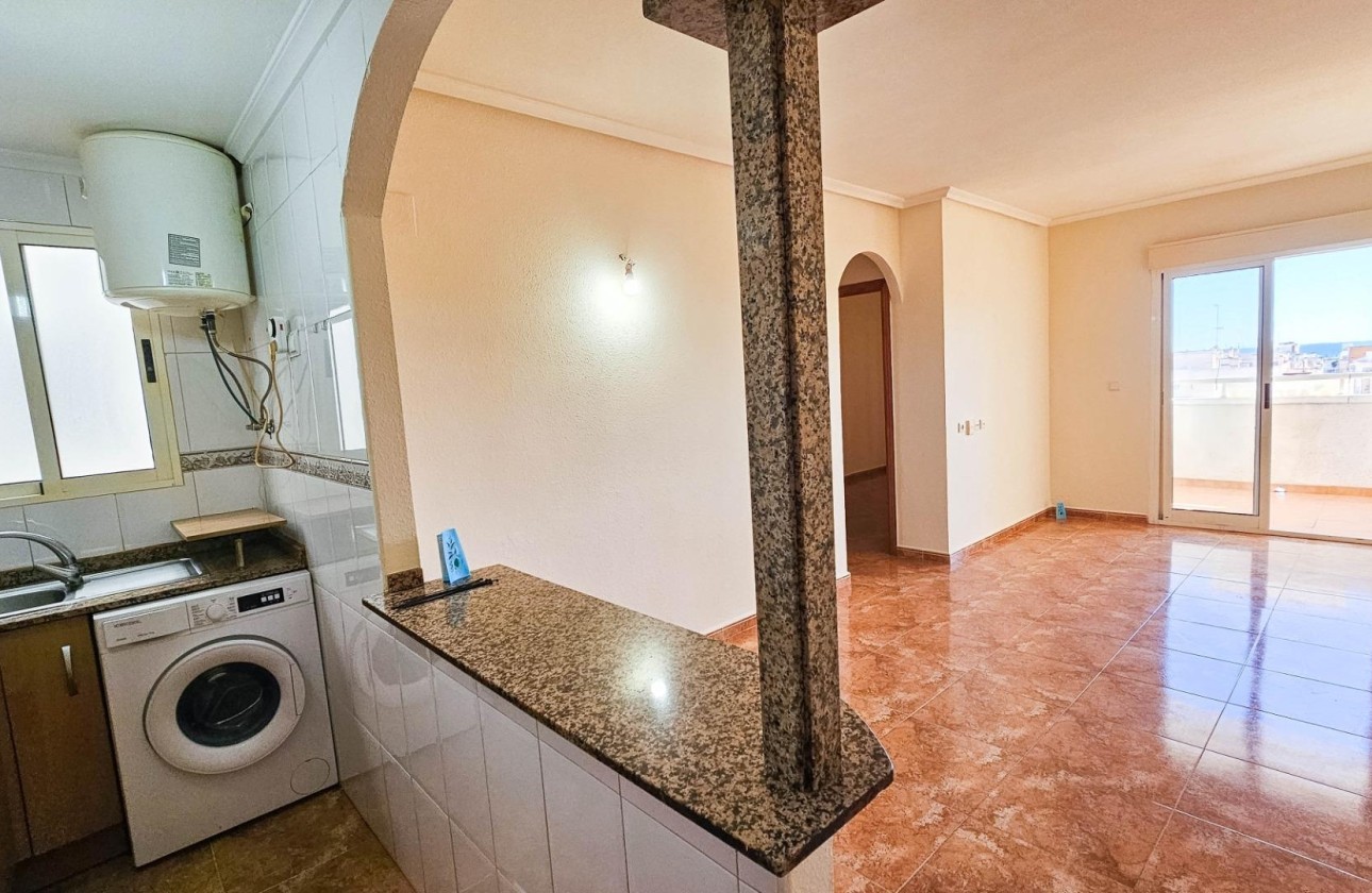 Herverkoop - Appartement / Flat -
Torrevieja